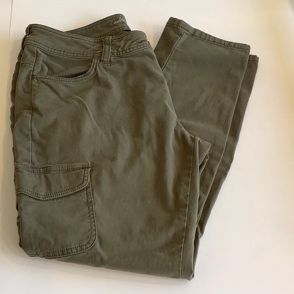 Vintage Army Green Cargo Jeans